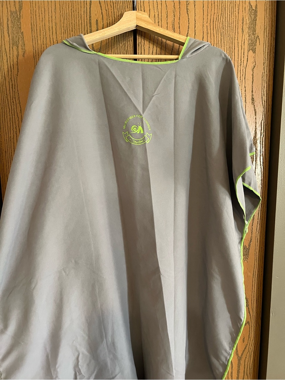 Hi Turbo Stay-Dri Gray Hooded Poncho Towel with Lime Green Trim